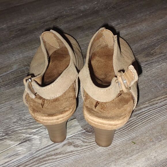 Aerosoles Heelrest  tan Role Back  sling back heeled clogs mules  Sz 6.5 - Picture 4 of 9